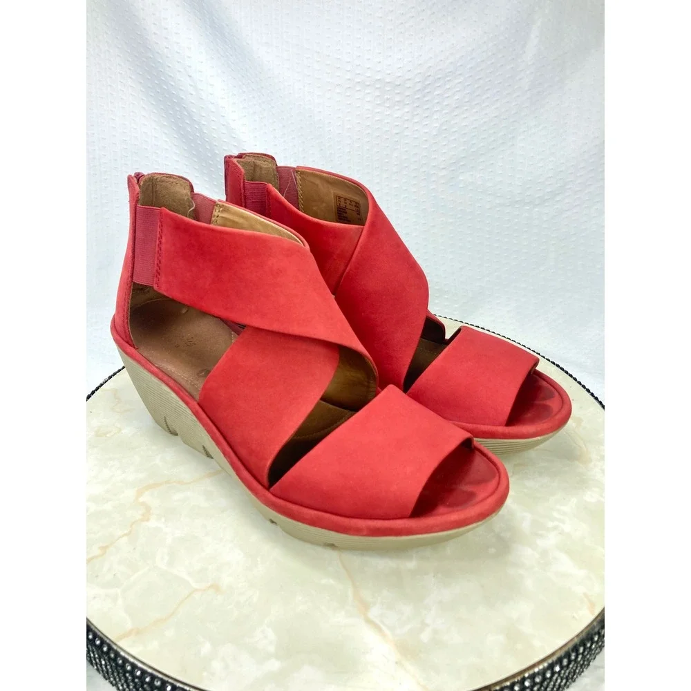 Clarks Artisan Clarene Glamor Wedge Sandals Womens 10 Red Back Zip Platform Heel